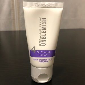 NEW✨ Rodan and Fields UNBLEMISH Oil Control Lotion